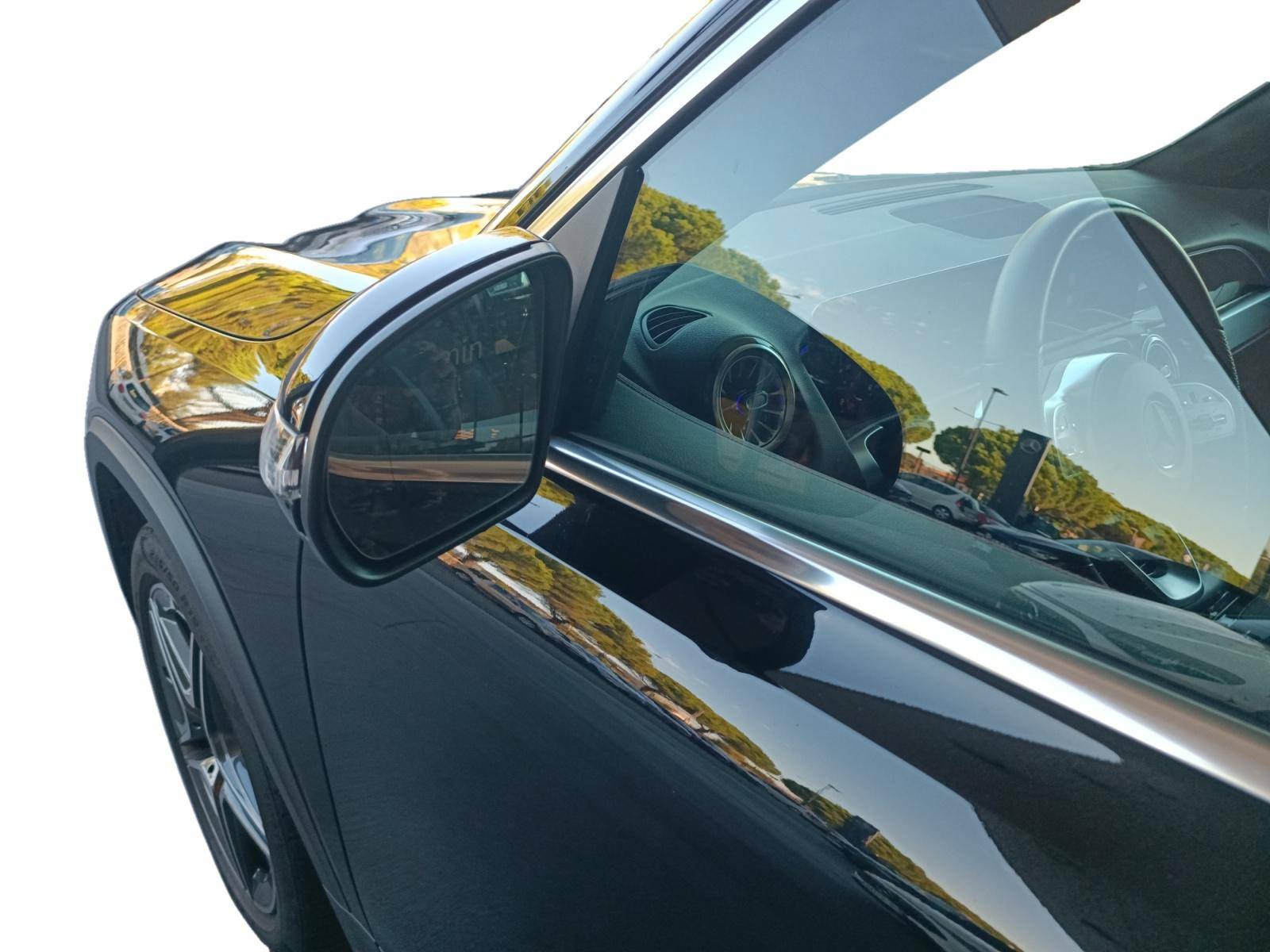 Image Mercedes-Benz GLB 200 d AMG Line  GLB 200 d AMG Line 200 d AMG Line