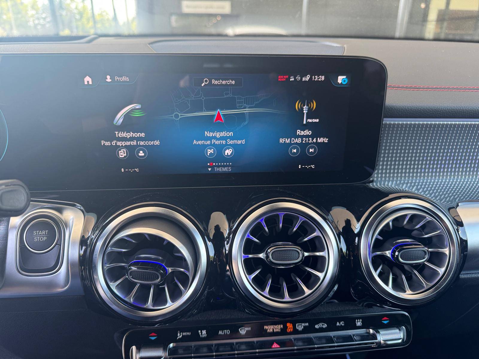 Image Mercedes-Benz EQB 250 AMG Line  EQB 250 AMG Line 250 AMG Line