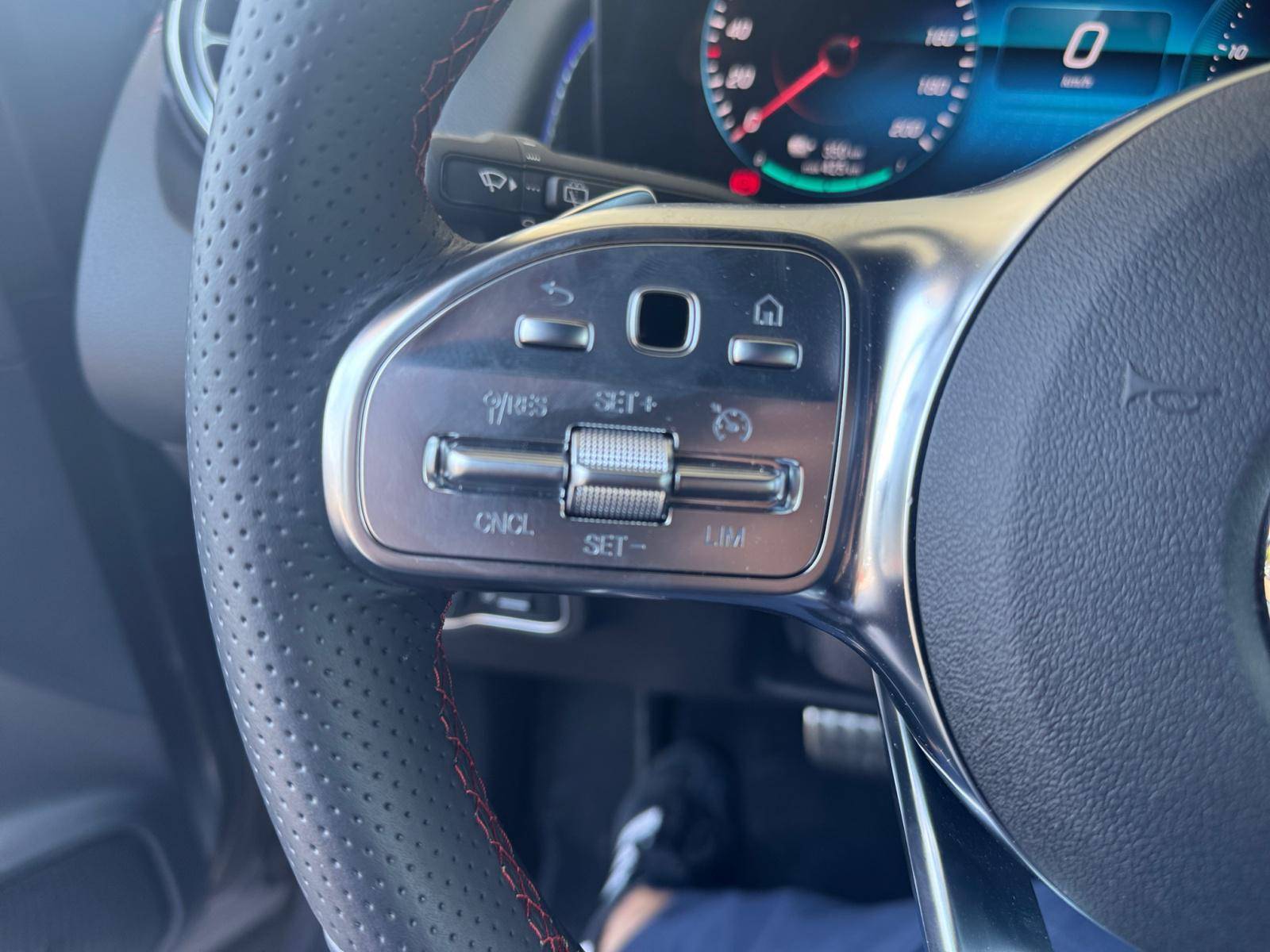 Image Mercedes-Benz EQB 250 AMG Line  EQB 250 AMG Line 250 AMG Line