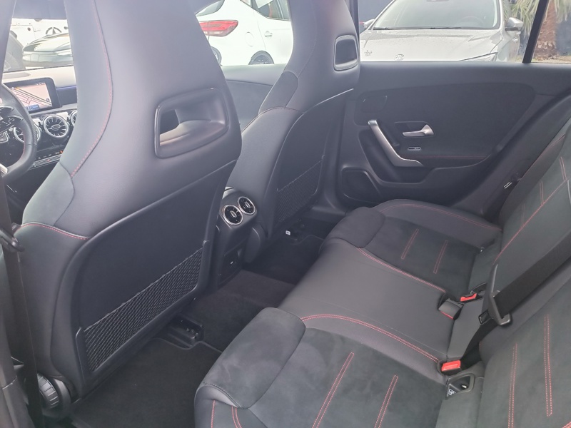 Image Mercedes-Benz CLASSE A 200 d AMG Line   200 d AMG Line