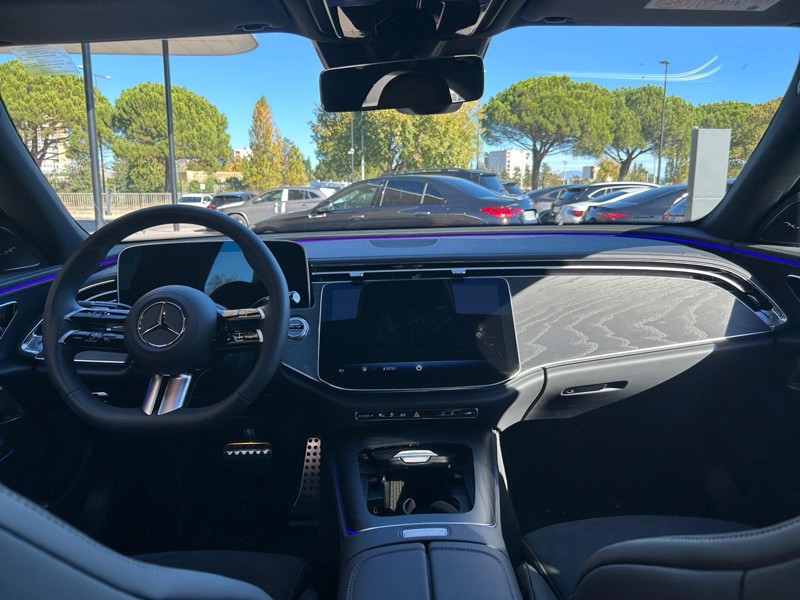 Image Mercedes-Benz CLASSE E BERLINE Classe E 300 de AMG Line Berline  Classe E 300 d e Hybrid EQ AMG Line Berline Classe E 300 de AMG Line Berline