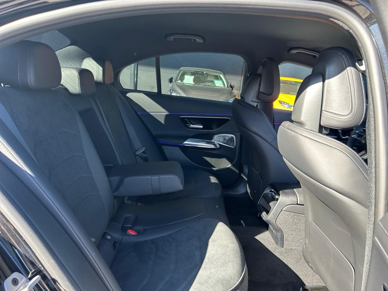 Image Mercedes-Benz CLASSE E BERLINE Classe E 300 de AMG Line Berline  Classe E 300 d e Hybrid EQ AMG Line Berline Classe E 300 de AMG Line Berline