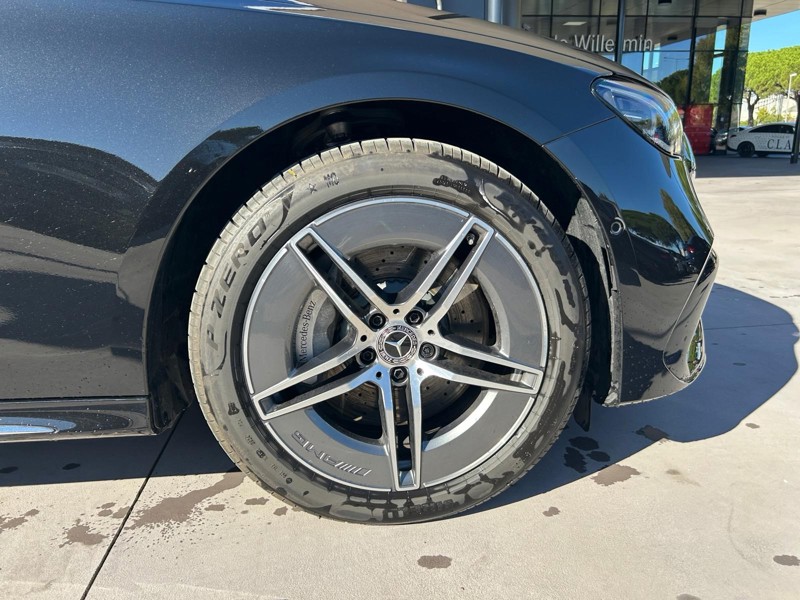 Photo Mercedes-Benz CLASSE E BERLINE Classe E 300 de AMG Line Berline  Classe E 300 d e Hybrid EQ AMG Line Berline