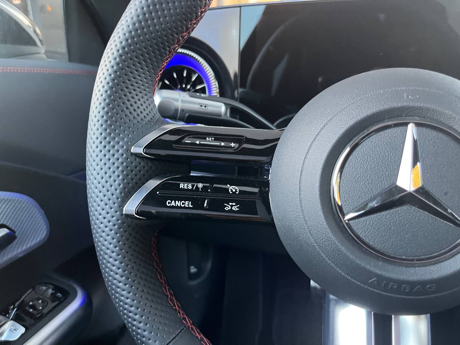 Image Mercedes-Benz CLA COUPÉ CLA 250+ avec technologie EQ Limited Edition  CLA 250+ avec technologie EQ CLA 250+ avec technologie EQ Limited Edition