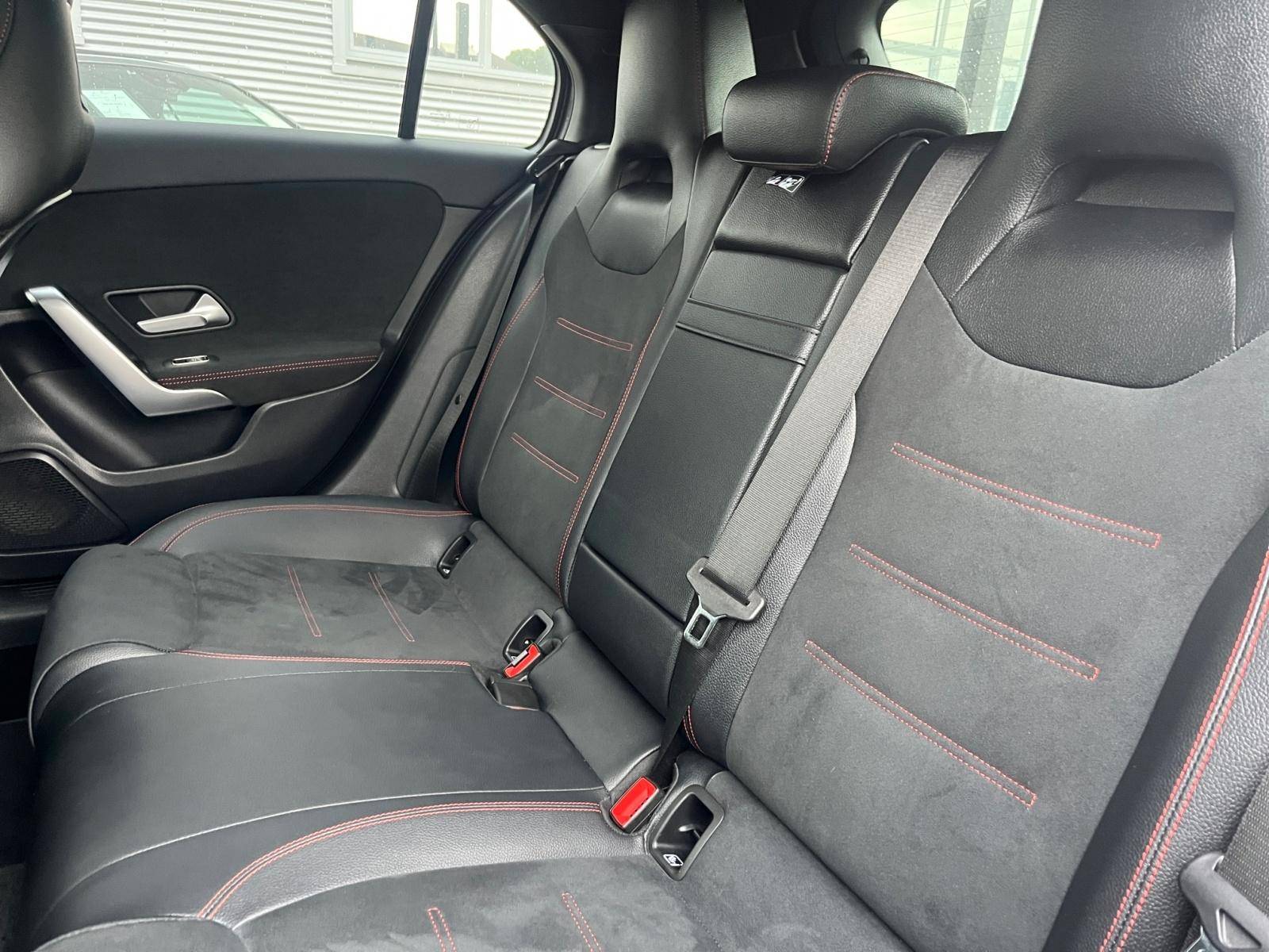 Image Mercedes-Benz CLASSE A 200 d AMG Line  A200D AMG LINE 8G-DCT 200 d AMG Line