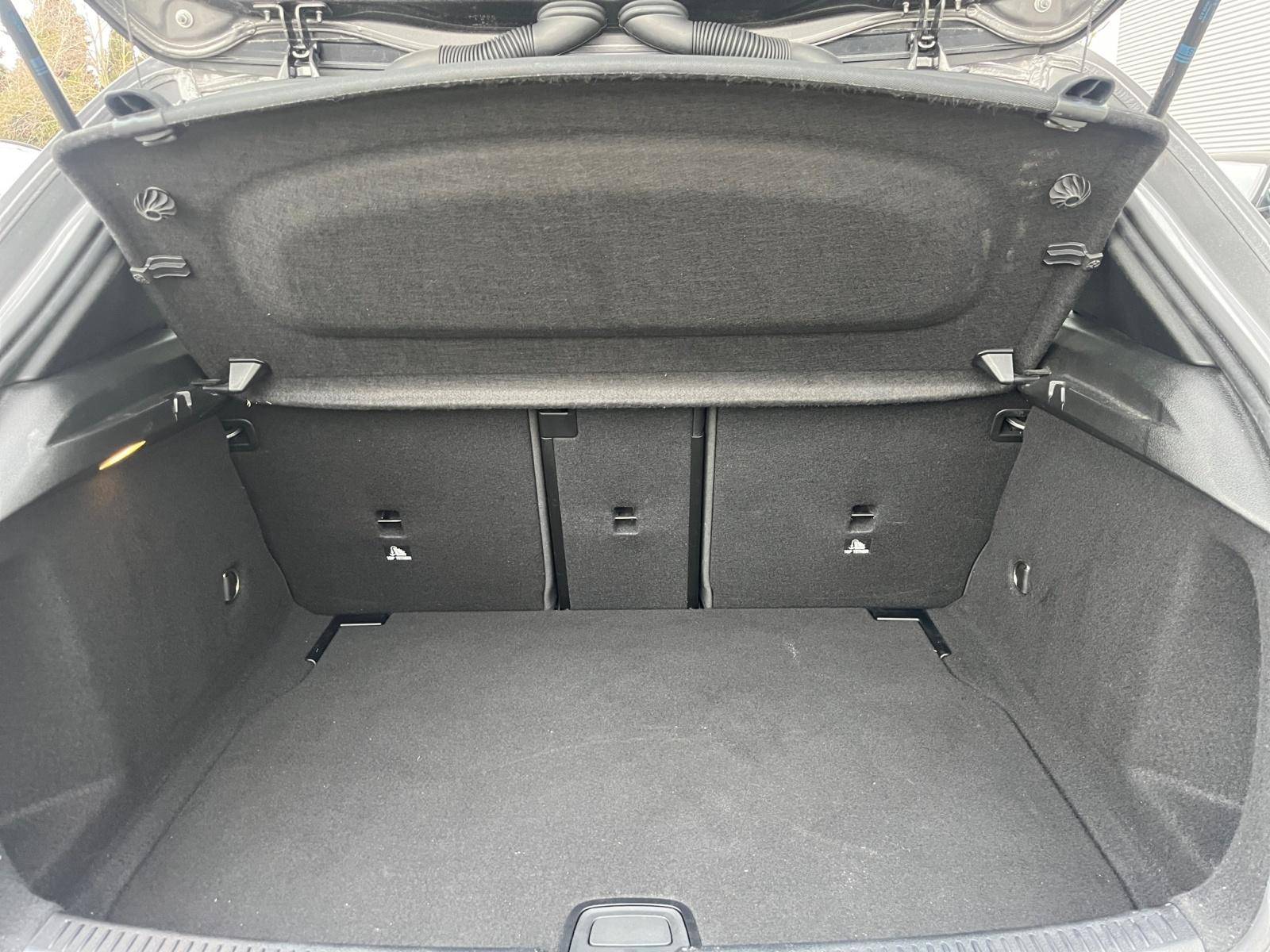 Image Mercedes-Benz CLASSE A 200 d AMG Line  A200D AMG LINE 8G-DCT 200 d AMG Line