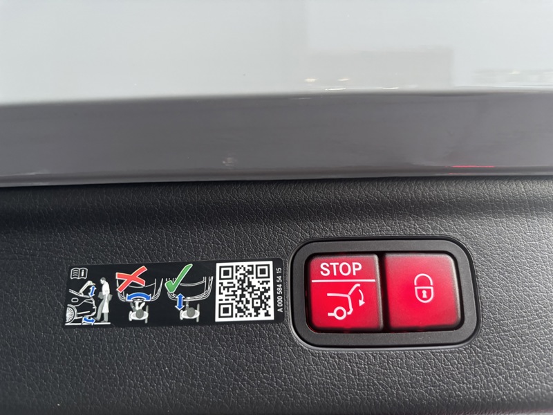 Photo Mercedes-Benz EQE SUV EQE 500 4MATIC SUV Electric Art  