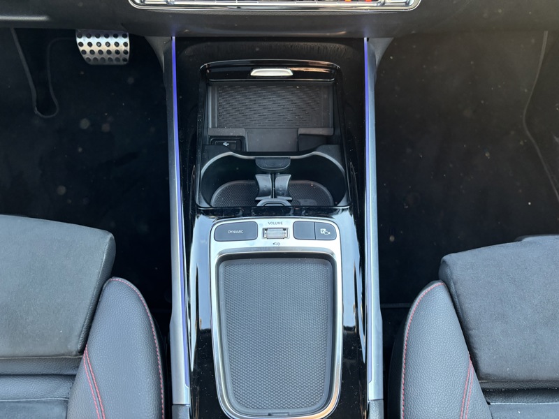 Image Mercedes-Benz GLB 200 d AMG Line AMG Line GLB 200 d AMG Line 200 d AMG Line