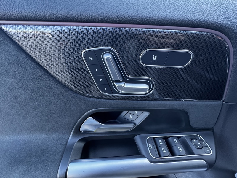 Image Mercedes-Benz GLA 250 e AMG Line   250 e AMG Line