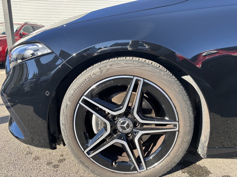 Image Mercedes-Benz CLASSE A 180 d AMG Line   180 d AMG Line