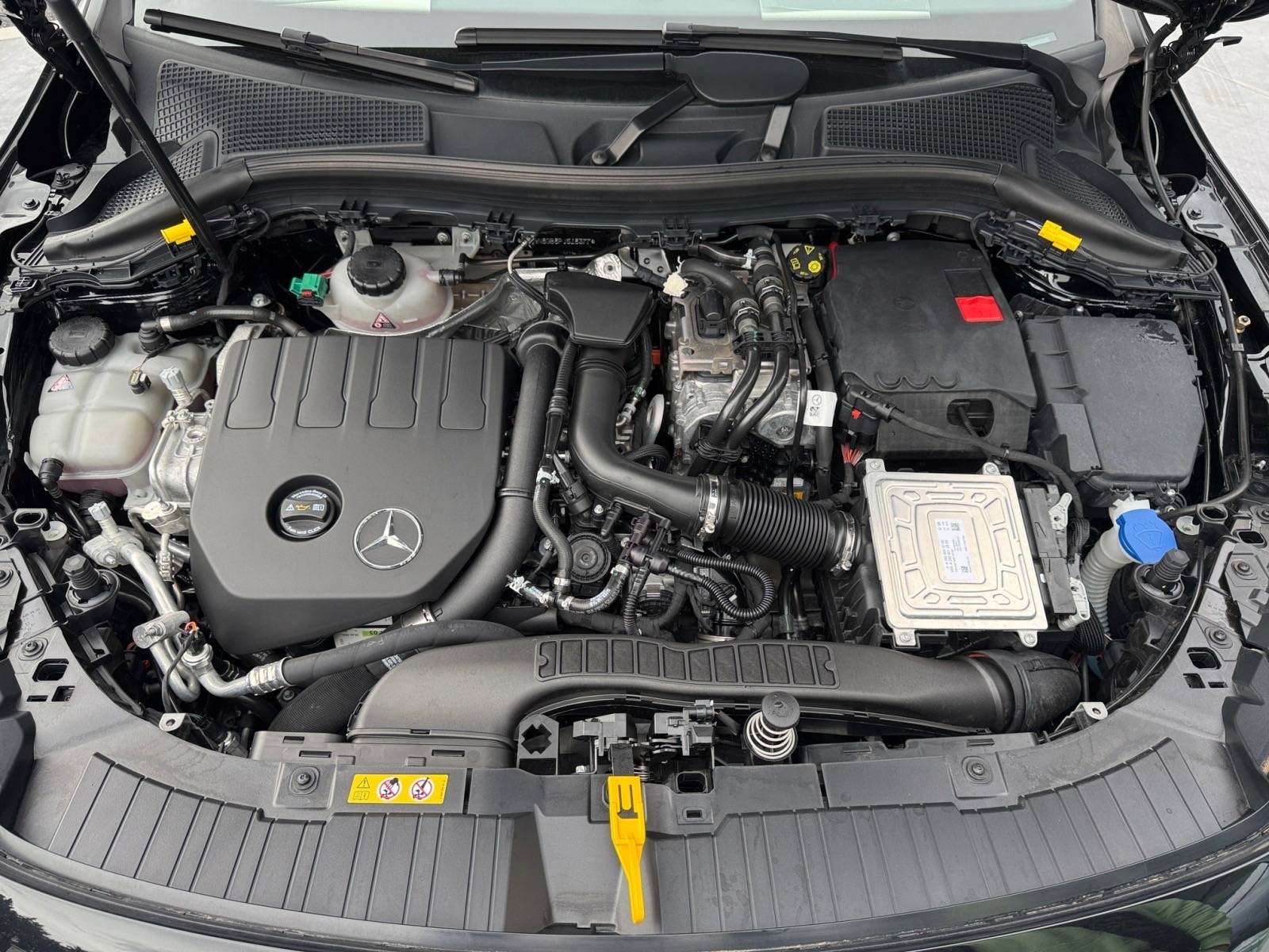 Photo MERCEDES GLA GLA 250 e 8G-DCT