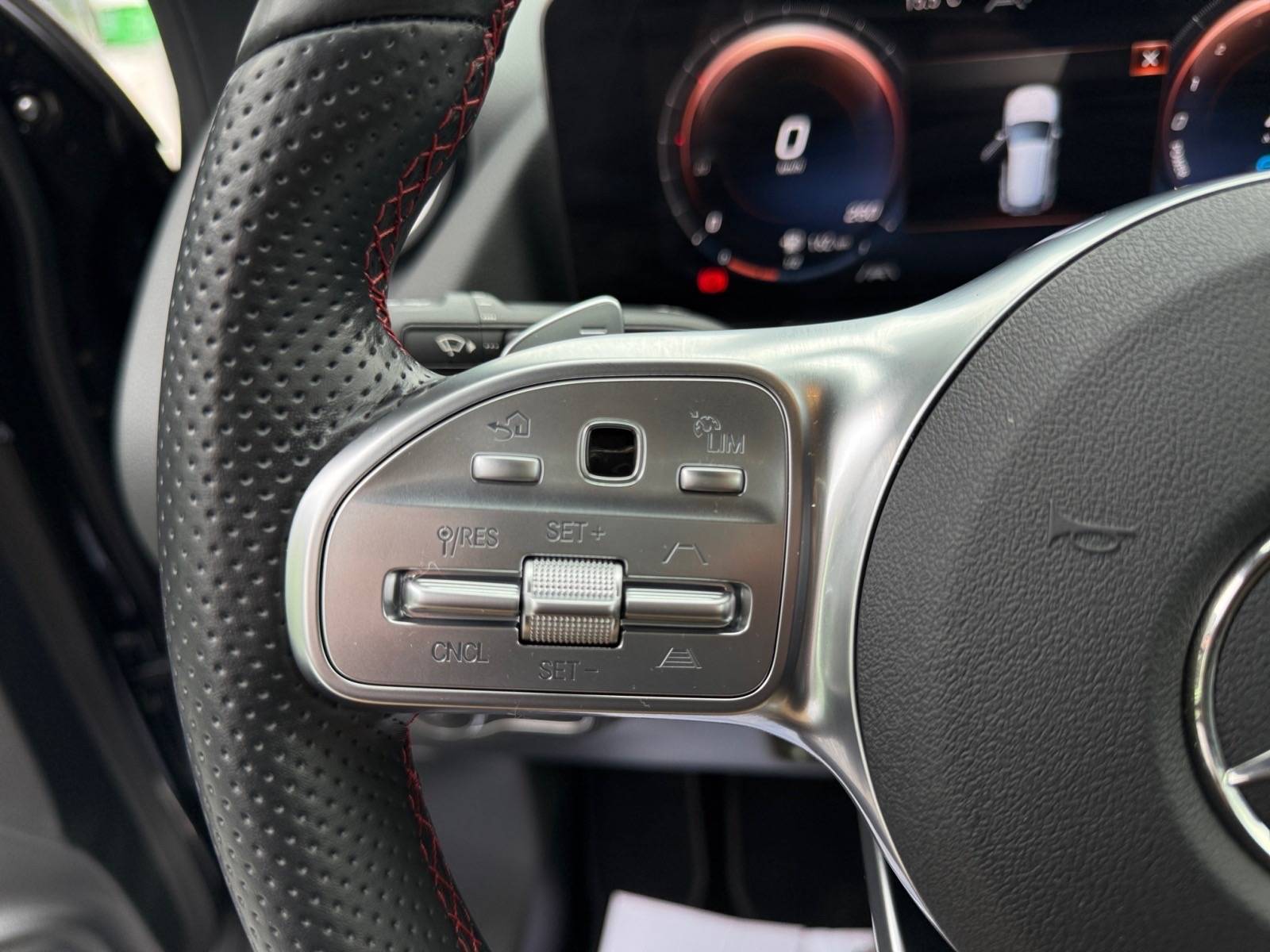 Image MERCEDES GLA GLA 250 e 8G-DCT