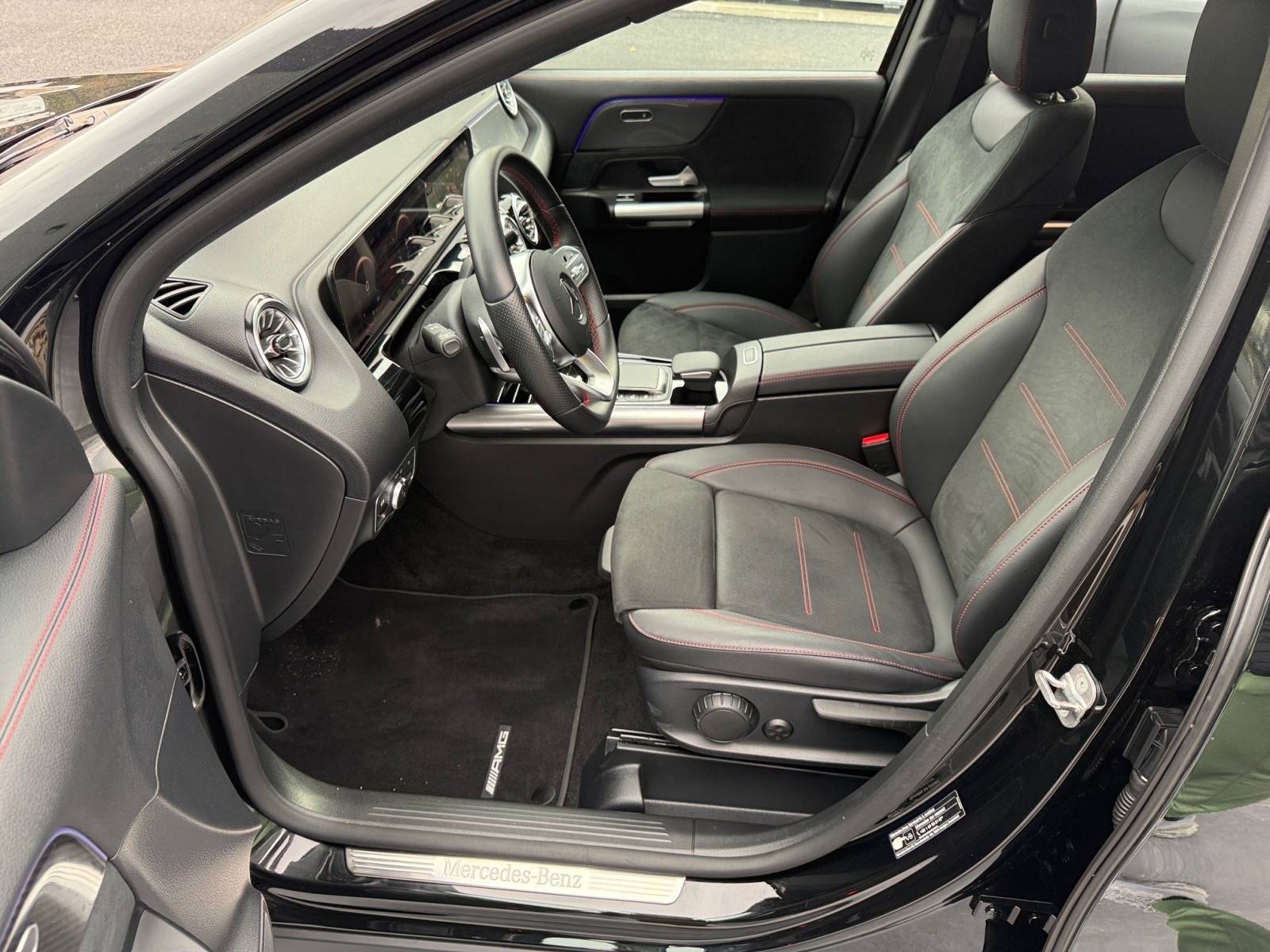 Image MERCEDES GLA GLA 250 e 8G-DCT