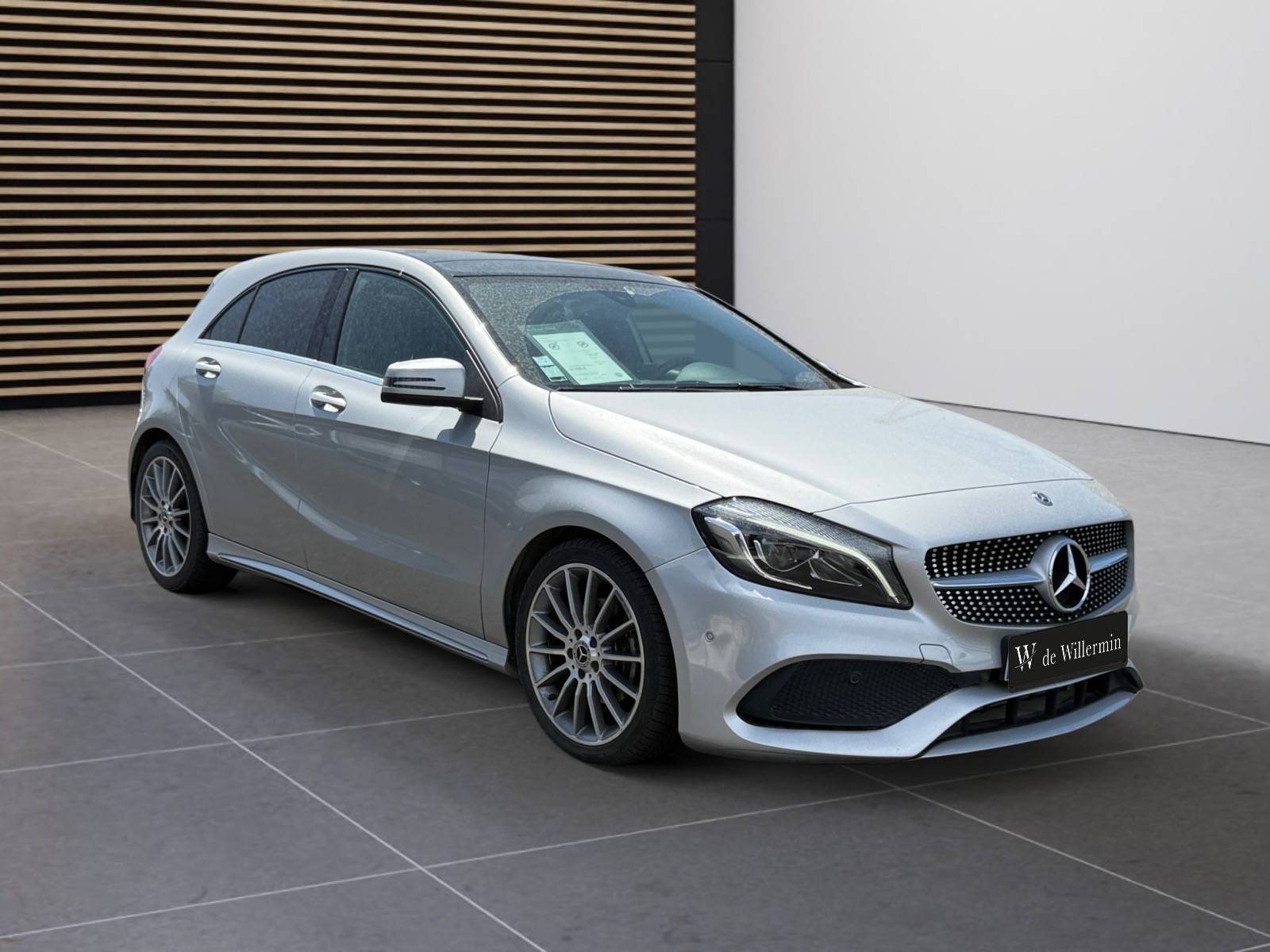 Photo MERCEDES CLASSE A Classe A 200 d 7G-DCT
