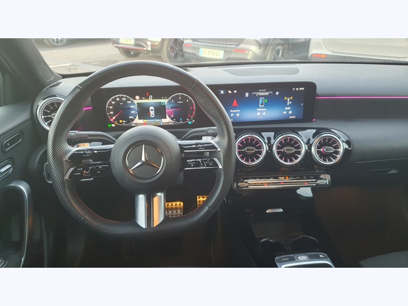 Image Mercedes-Benz CLASSE A 200 d Berline AMG Line   200 d Berline AMG Line