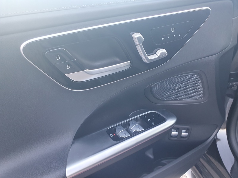 Image Mercedes-Benz CLASSE C BERLINE Classe C 300 e Hybrid EQ Berline AMG Line  Classe C 300 e Hybrid EQ Berline AMG Line Classe C 300 e Hybrid EQ Berline AMG Line