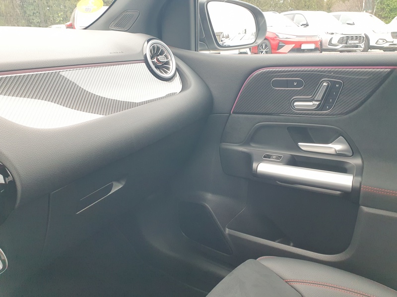 Image Mercedes-Benz CLASSE B 200 d AMG Line  Classe B 200 d AMG Line 200 d AMG Line