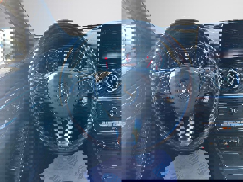 Image Mercedes-Benz CLA SHOOTING BRAKE Shooting Brake CLA 220 d Starlight Edition Urban  Shooting Brake CLA 220 d Starlight Edition