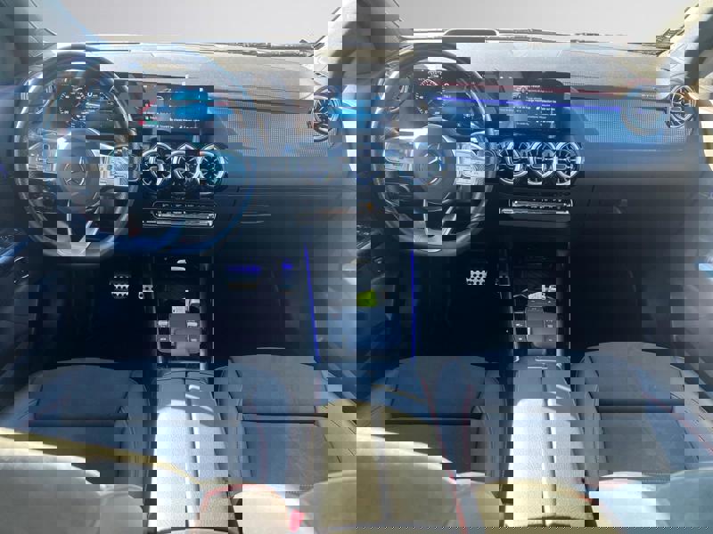 Photo Mercedes-Benz EQA 250+ AMG Line  EQA 250+ AMG Line